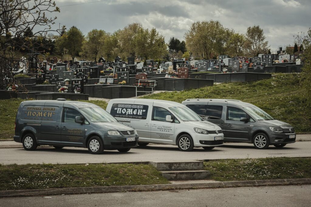 Vozila Pogrebne opreme Pomen za prevoz pokojnika